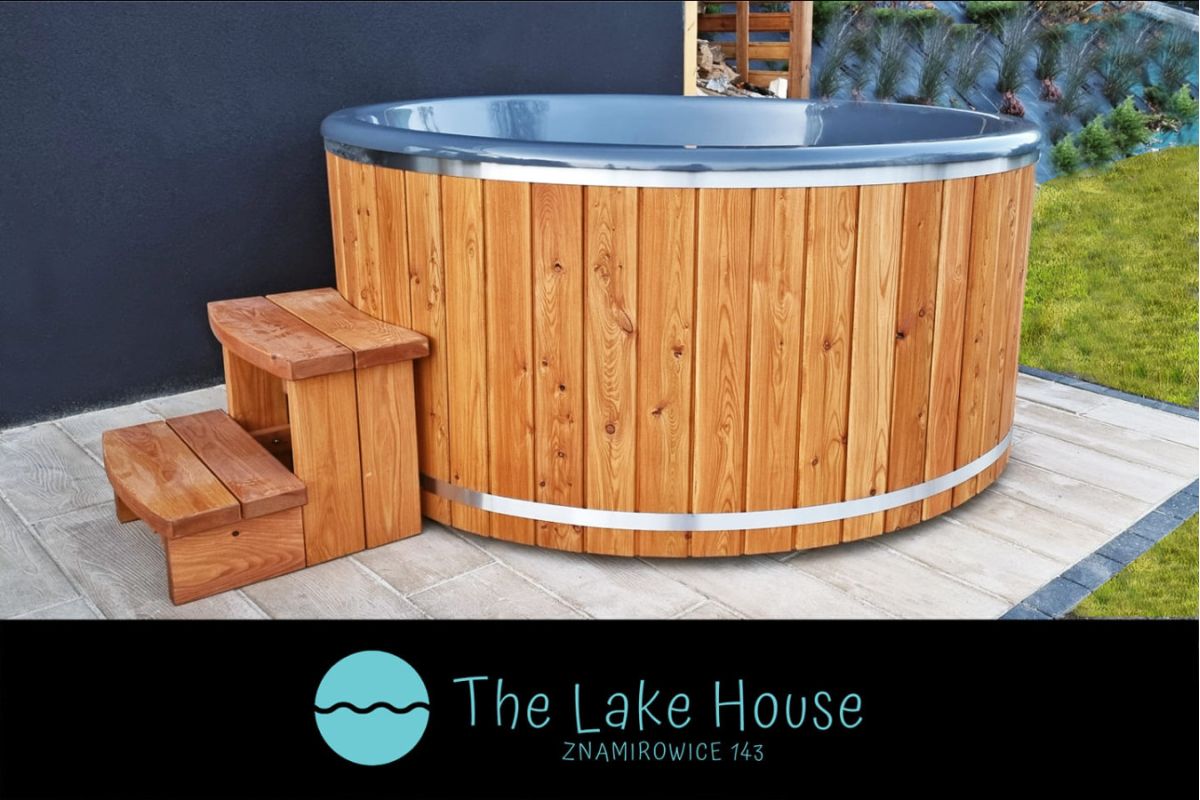 balia w domku nad jeziorem rożnowskim